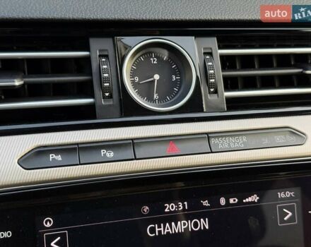Белый Фольксваген Arteon, объемом двигателя 2 л и пробегом 229 тыс. км за 22000 $, фото 45 на Automoto.ua