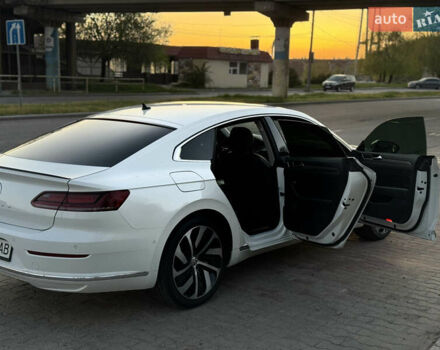 Білий Фольксваген Arteon, об'ємом двигуна 1.97 л та пробігом 160 тис. км за 27000 $, фото 52 на Automoto.ua