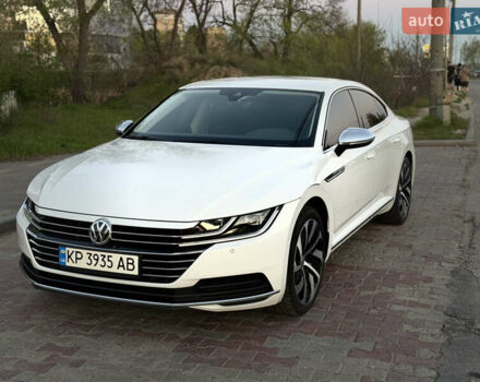 Білий Фольксваген Arteon, об'ємом двигуна 1.97 л та пробігом 160 тис. км за 27000 $, фото 8 на Automoto.ua