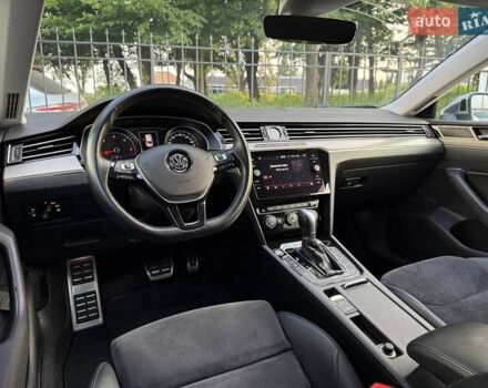 Белый Фольксваген Arteon, объемом двигателя 2 л и пробегом 229 тыс. км за 22000 $, фото 33 на Automoto.ua
