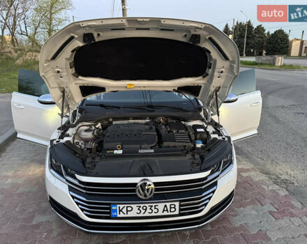 Білий Фольксваген Arteon, об'ємом двигуна 1.97 л та пробігом 160 тис. км за 27000 $, фото 23 на Automoto.ua