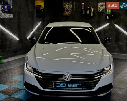 Фольксваген Arteon 2017 в Киеве на Automoto.ua Белый Фольксваген Arteon, объемом двигателя 1.97 л и пробегом 212 тыс. км за 24000 $, фото 4 на Automoto.ua