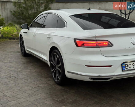 Белый Фольксваген Arteon, объемом двигателя 2 л и пробегом 93 тыс. км за 25200 $, фото 25 на Automoto.ua