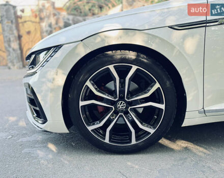Фольксваген Arteon 2018 в Львове на Automoto.ua Белый Фольксваген Arteon, объемом двигателя 1.97 л и пробегом 91 тыс. км за 25499 $, фото 14 на Automoto.ua