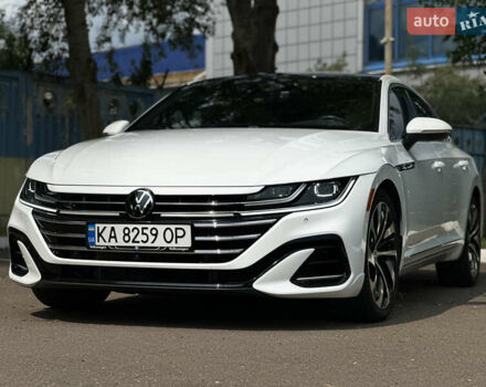 Белый Фольксваген Arteon, объемом двигателя 1.98 л и пробегом 61 тыс. км за 26000 $, фото 4 на Automoto.ua