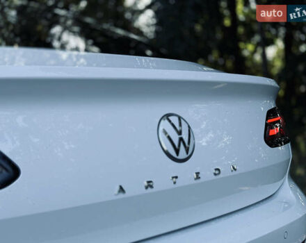 Фольксваген Arteon 2018 в Львове на Automoto.ua Белый Фольксваген Arteon, объемом двигателя 1.97 л и пробегом 91 тыс. км за 25499 $, фото 25 на Automoto.ua