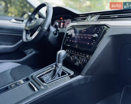 Фольксваген Arteon 2018 в Львове на Automoto.ua Белый Фольксваген Arteon, объемом двигателя 1.97 л и пробегом 91 тыс. км за 25499 $, фото 60 на Automoto.ua