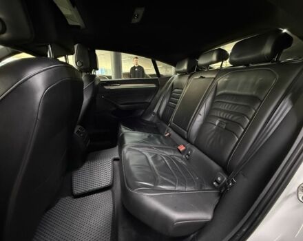 Фольксваген Arteon 2018 в Одессе на Automoto.ua Белый Фольксваген Arteon, объемом двигателя 2 л и пробегом 81 тыс. км за 31900 $, фото 17 на Automoto.ua