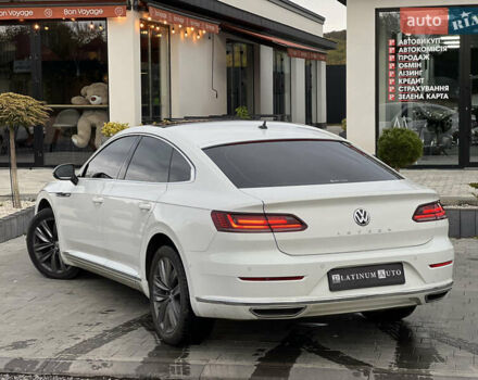 Білий Фольксваген Arteon, об'ємом двигуна 2 л та пробігом 63 тис. км за 28500 $, фото 2 на Automoto.ua
