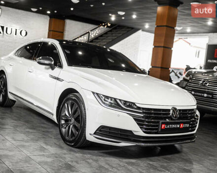 Білий Фольксваген Arteon, об'ємом двигуна 2 л та пробігом 63 тис. км за 28500 $, фото 8 на Automoto.ua