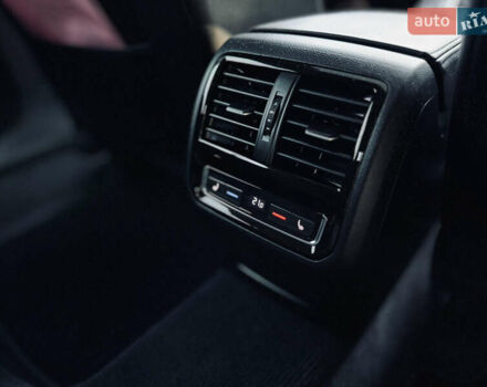 Фольксваген Arteon 2018 в Львове на Automoto.ua Белый Фольксваген Arteon, объемом двигателя 1.97 л и пробегом 91 тыс. км за 25499 $, фото 40 на Automoto.ua