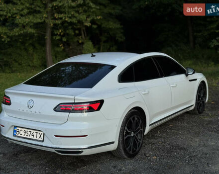 Білий Фольксваген Arteon, об'ємом двигуна 2 л та пробігом 90 тис. км за 26499 $, фото 19 на Automoto.ua