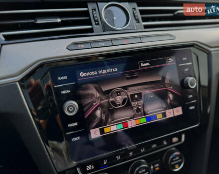 Білий Фольксваген Arteon, об'ємом двигуна 2 л та пробігом 90 тис. км за 26499 $, фото 50 на Automoto.ua