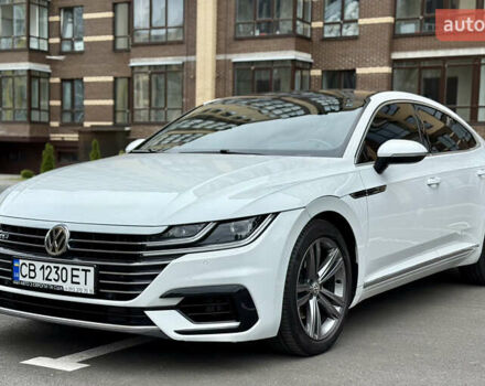 Білий Фольксваген Arteon, об'ємом двигуна 2 л та пробігом 235 тис. км за 25777 $, фото 10 на Automoto.ua
