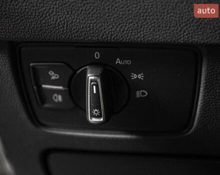 Білий Фольксваген Arteon, об'ємом двигуна 2 л та пробігом 63 тис. км за 28500 $, фото 44 на Automoto.ua