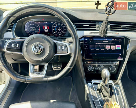 Белый Фольксваген Arteon, объемом двигателя 1.98 л и пробегом 190 тыс. км за 23600 $, фото 24 на Automoto.ua