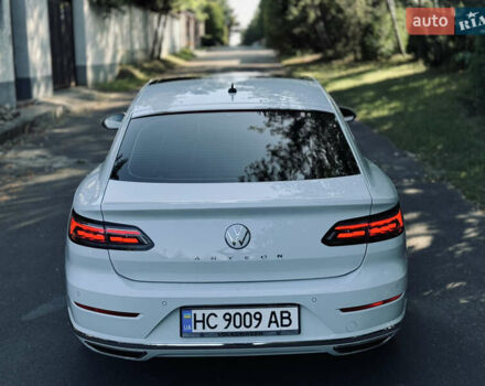 Фольксваген Arteon 2018 в Львове на Automoto.ua Белый Фольксваген Arteon, объемом двигателя 1.97 л и пробегом 91 тыс. км за 25499 $, фото 28 на Automoto.ua