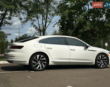 Белый Фольксваген Arteon, объемом двигателя 1.98 л и пробегом 61 тыс. км за 26000 $, фото 8 на Automoto.ua