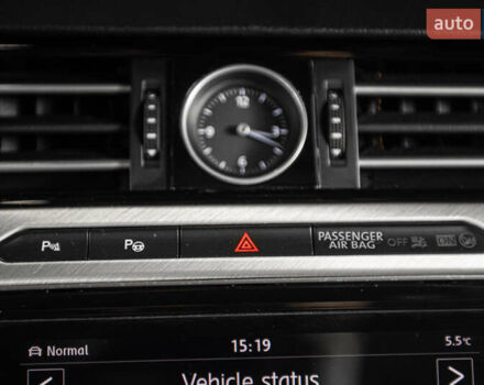 Білий Фольксваген Arteon, об'ємом двигуна 2 л та пробігом 63 тис. км за 28500 $, фото 36 на Automoto.ua