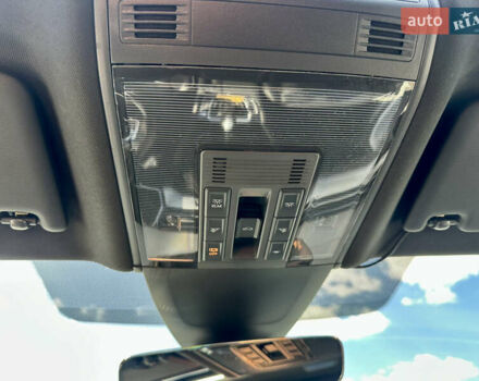 Белый Фольксваген Arteon, объемом двигателя 1.98 л и пробегом 190 тыс. км за 23600 $, фото 25 на Automoto.ua