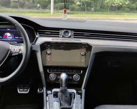 Білий Фольксваген Arteon, об'ємом двигуна 2 л та пробігом 141 тис. км за 26500 $, фото 18 на Automoto.ua