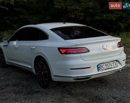 Білий Фольксваген Arteon, об'ємом двигуна 2 л та пробігом 90 тис. км за 26499 $, фото 16 на Automoto.ua