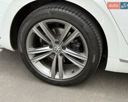 Білий Фольксваген Arteon, об'ємом двигуна 2 л та пробігом 235 тис. км за 25777 $, фото 26 на Automoto.ua