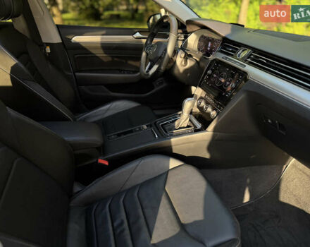 Білий Фольксваген Arteon, об'ємом двигуна 2 л та пробігом 90 тис. км за 26499 $, фото 31 на Automoto.ua