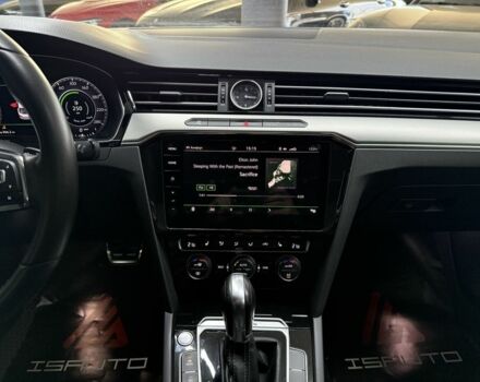 Фольксваген Arteon 2018 в Одессе на Automoto.ua Белый Фольксваген Arteon, объемом двигателя 2 л и пробегом 81 тыс. км за 31900 $, фото 21 на Automoto.ua