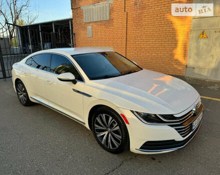 Білий Фольксваген Arteon, об'ємом двигуна 1.98 л та пробігом 96 тис. км за 27600 $, фото 1 на Automoto.ua