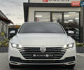 Білий Фольксваген Arteon, об'ємом двигуна 2 л та пробігом 63 тис. км за 28500 $, фото 1 на Automoto.ua