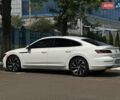 Белый Фольксваген Arteon, объемом двигателя 1.98 л и пробегом 61 тыс. км за 26000 $, фото 13 на Automoto.ua