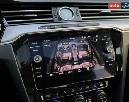 Білий Фольксваген Arteon, об'ємом двигуна 2 л та пробігом 90 тис. км за 26499 $, фото 47 на Automoto.ua