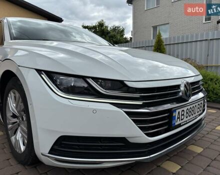 Белый Фольксваген Arteon, объемом двигателя 1.5 л и пробегом 66 тыс. км за 23499 $, фото 2 на Automoto.ua