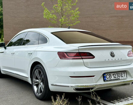 Білий Фольксваген Arteon, об'ємом двигуна 2 л та пробігом 235 тис. км за 25777 $, фото 7 на Automoto.ua