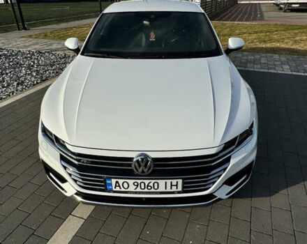 Белый Фольксваген Arteon, объемом двигателя 2 л и пробегом 215 тыс. км за 25999 $, фото 16 на Automoto.ua