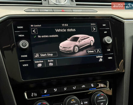 Белый Фольксваген Arteon, объемом двигателя 2 л и пробегом 154 тыс. км за 27600 $, фото 35 на Automoto.ua