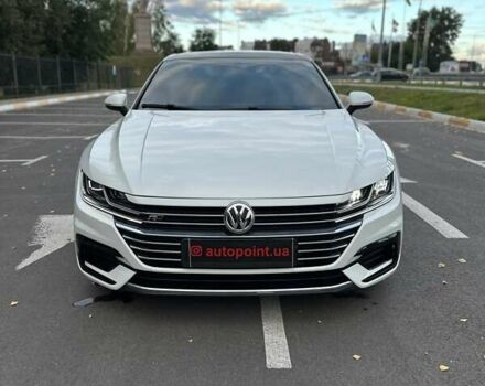 Белый Фольксваген Arteon, объемом двигателя 1.98 л и пробегом 46 тыс. км за 23900 $, фото 1 на Automoto.ua
