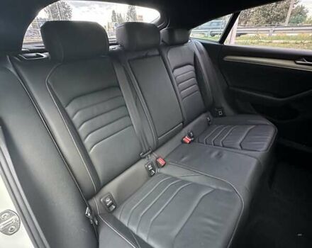 Белый Фольксваген Arteon, объемом двигателя 1.98 л и пробегом 46 тыс. км за 23900 $, фото 28 на Automoto.ua