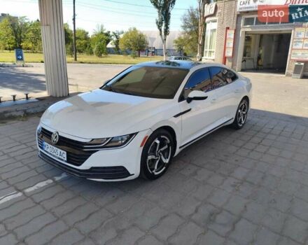Белый Фольксваген Arteon, объемом двигателя 2 л и пробегом 98 тыс. км за 21000 $, фото 10 на Automoto.ua