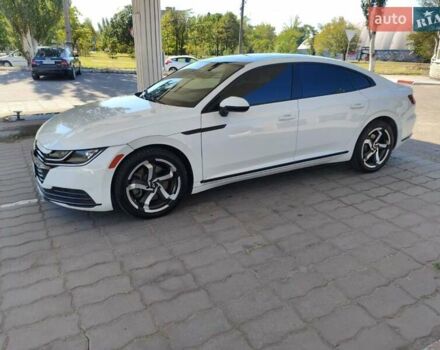 Белый Фольксваген Arteon, объемом двигателя 2 л и пробегом 98 тыс. км за 21000 $, фото 12 на Automoto.ua