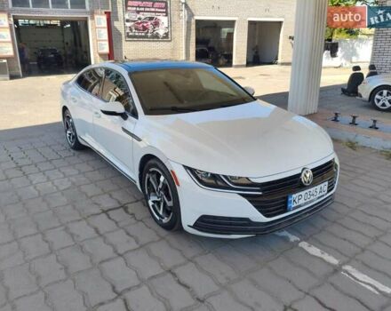 Белый Фольксваген Arteon, объемом двигателя 2 л и пробегом 98 тыс. км за 21000 $, фото 3 на Automoto.ua