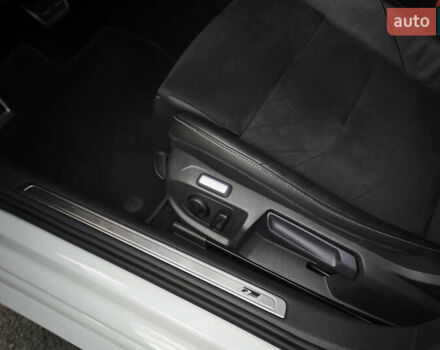 Білий Фольксваген Arteon, об'ємом двигуна 2 л та пробігом 146 тис. км за 28700 $, фото 32 на Automoto.ua