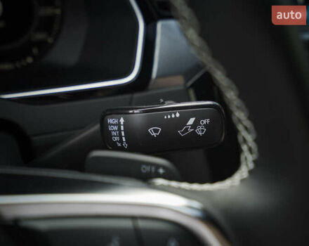 Білий Фольксваген Arteon, об'ємом двигуна 2 л та пробігом 146 тис. км за 28700 $, фото 41 на Automoto.ua