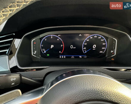 Белый Фольксваген Arteon, объемом двигателя 2 л и пробегом 215 тыс. км за 25999 $, фото 58 на Automoto.ua