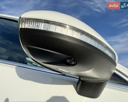 Белый Фольксваген Arteon, объемом двигателя 2 л и пробегом 215 тыс. км за 25999 $, фото 40 на Automoto.ua