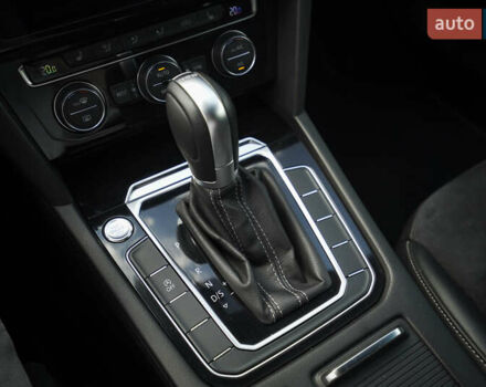 Білий Фольксваген Arteon, об'ємом двигуна 2 л та пробігом 146 тис. км за 28700 $, фото 49 на Automoto.ua