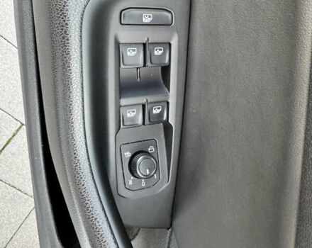 Белый Фольксваген Arteon, объемом двигателя 2 л и пробегом 215 тыс. км за 25999 $, фото 78 на Automoto.ua