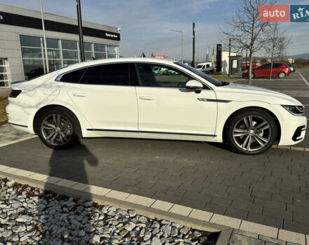 Белый Фольксваген Arteon, объемом двигателя 2 л и пробегом 215 тыс. км за 25999 $, фото 26 на Automoto.ua