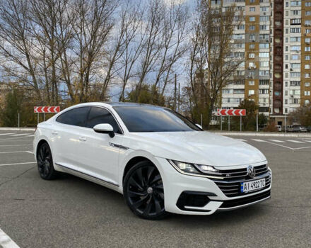 Белый Фольксваген Arteon, объемом двигателя 1.98 л и пробегом 89 тыс. км за 21900 $, фото 2 на Automoto.ua